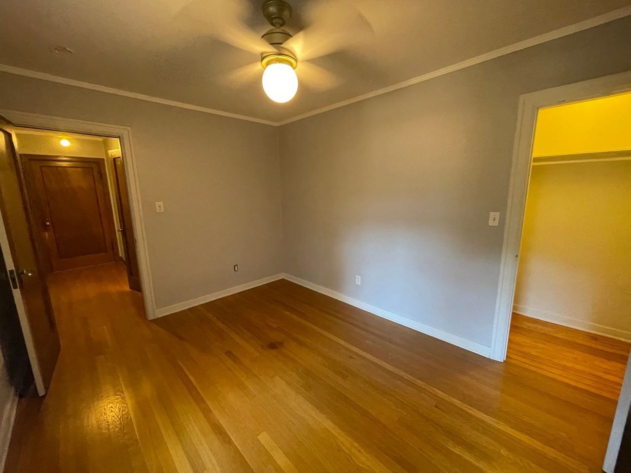 124 Warren Ave N #209 - Photo 5 of 15