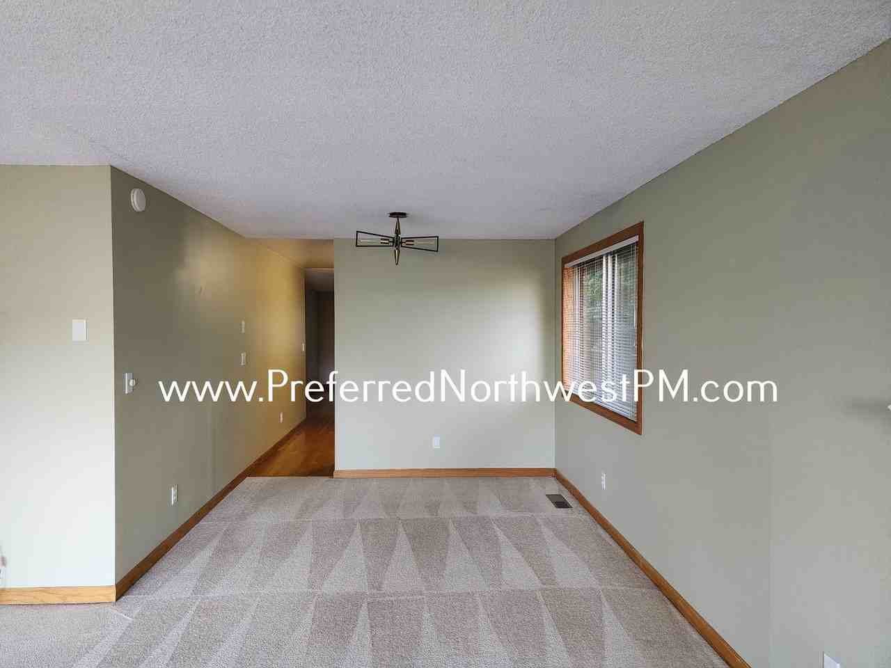 3745 Potter St - Photo 5 of 14