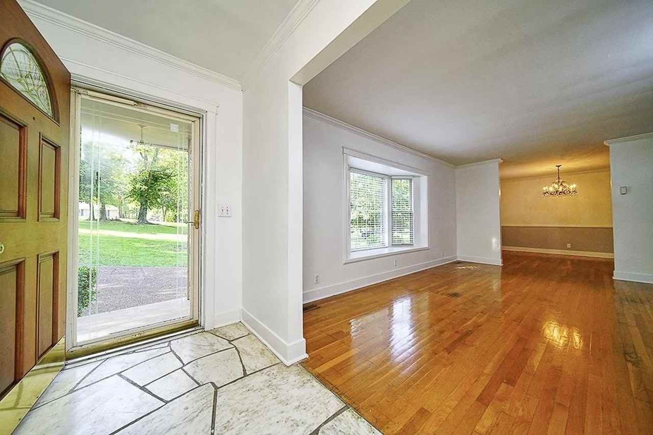 713 Farrell Rd - Photo 4 of 30