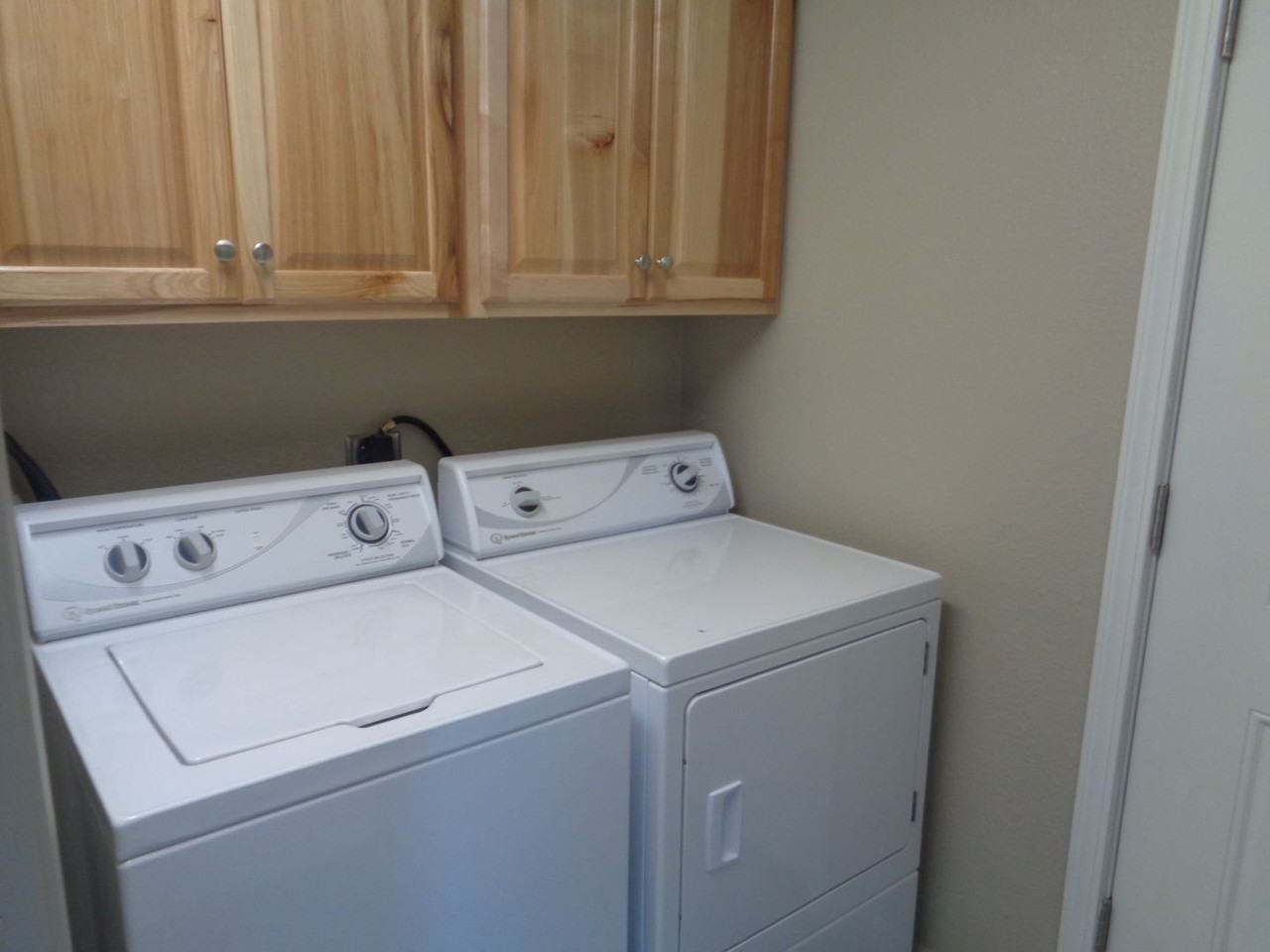 254 Taylor St - Photo 4 of 7