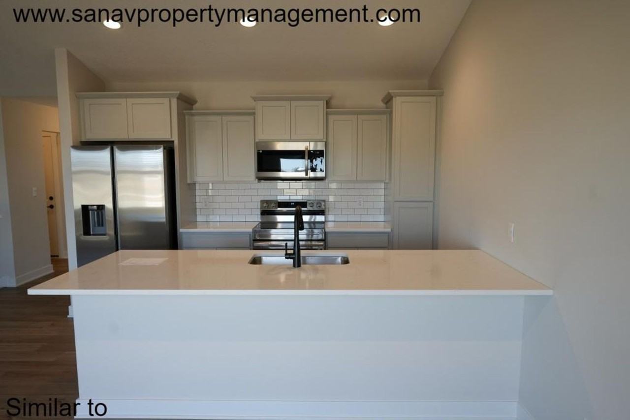 1169 Kierland Ave - Photo 4 of 11