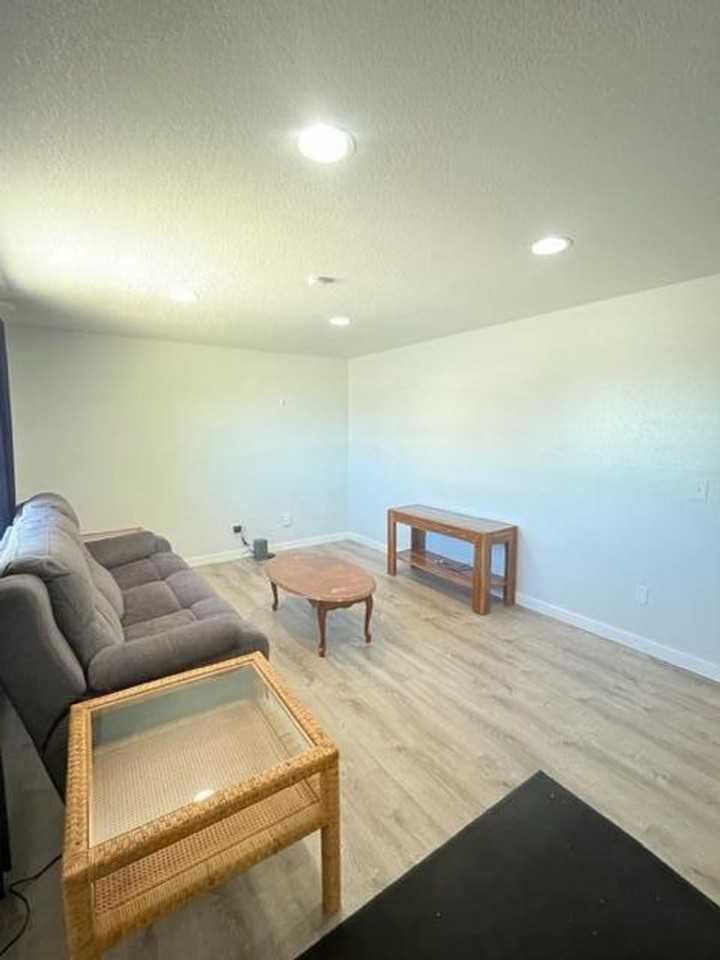 1047 Bulloch Cir - Photo 4 of 5