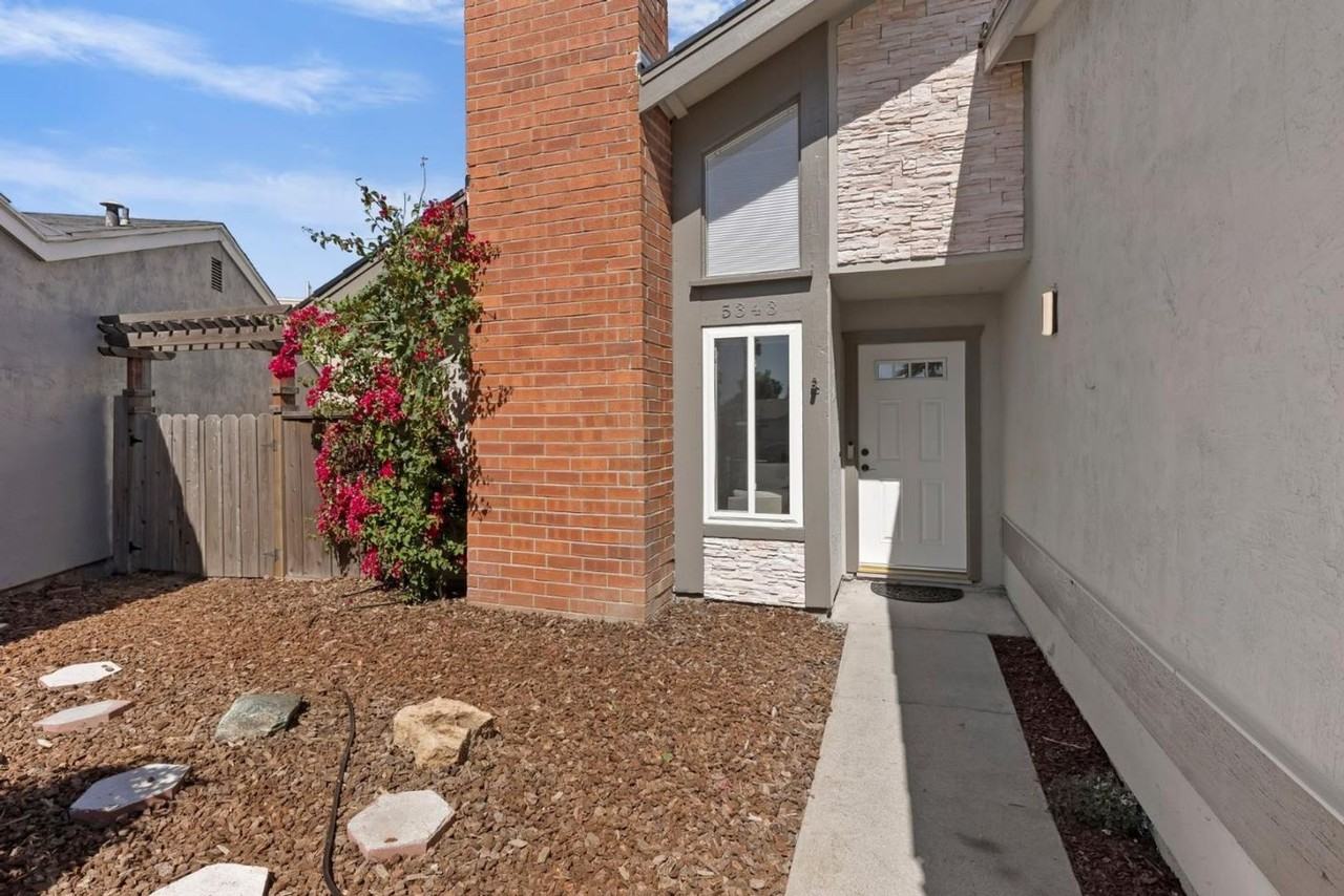 5343 Garrison Cir - Photo 2 of 26