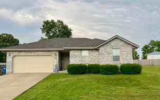 1908 N Gregory Dr - Photo 1 of 1