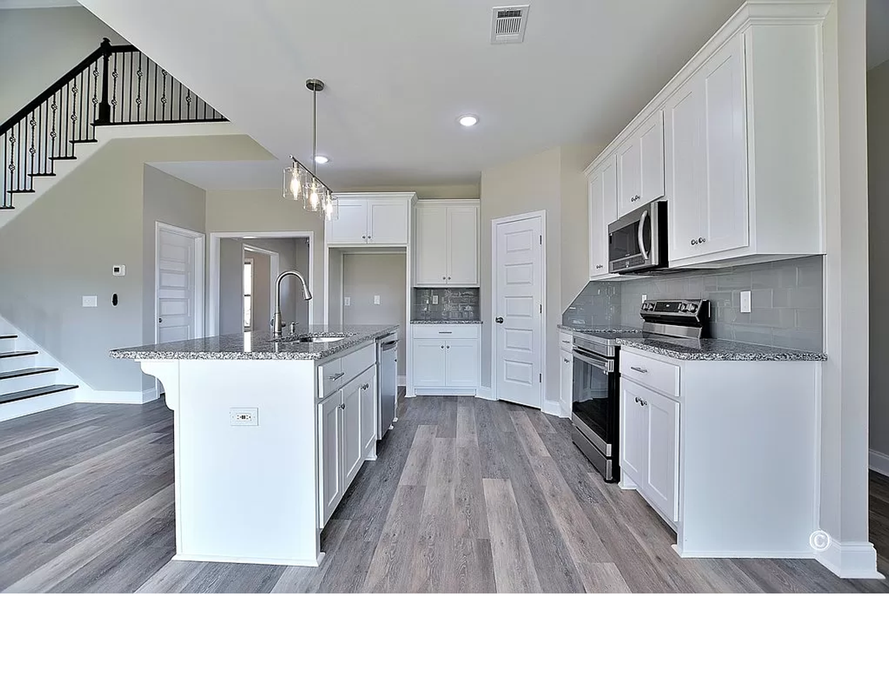 18 Sword St - Photo 5 of 20