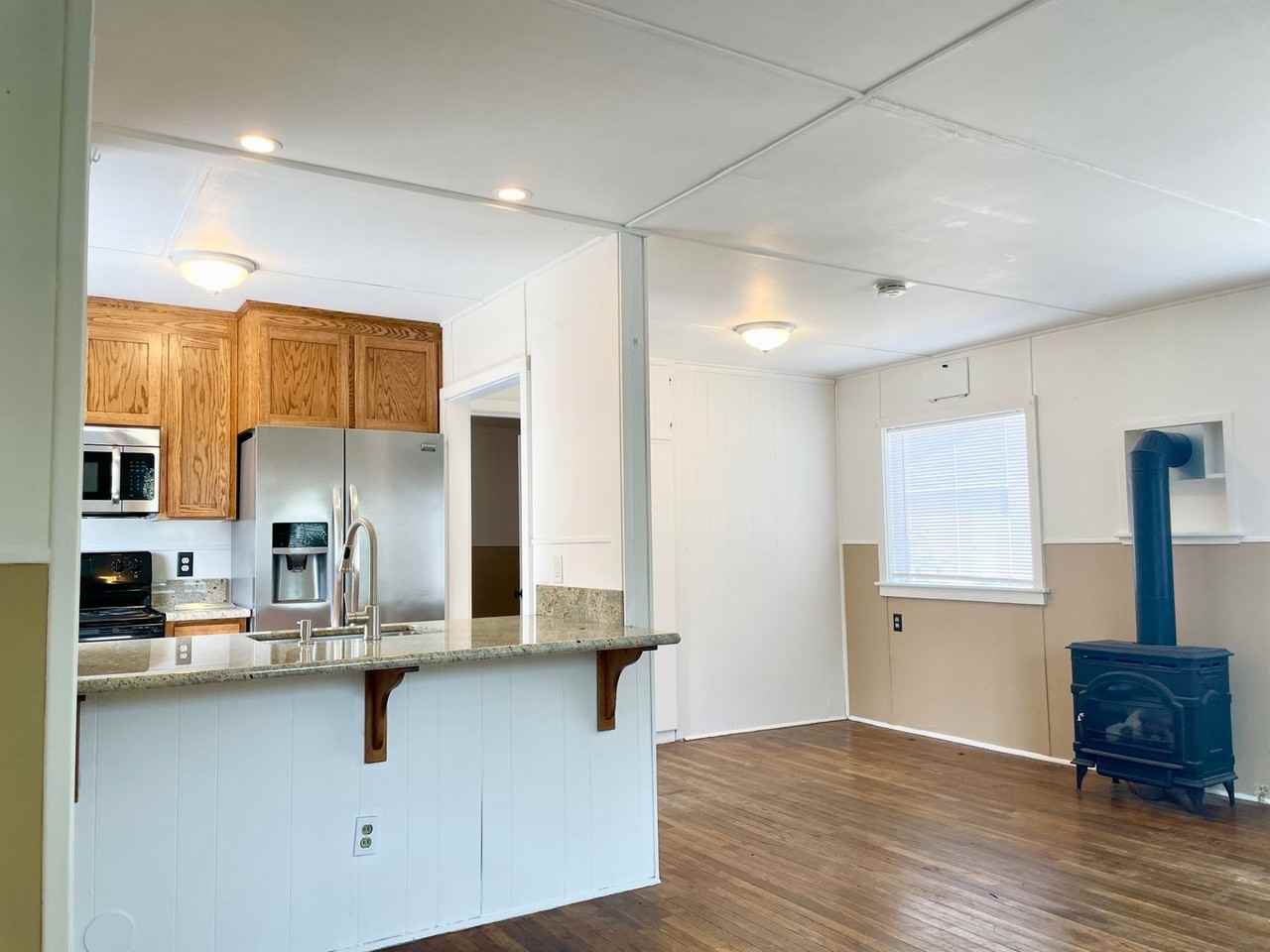 1535 Park Ave - Photo 4 of 14