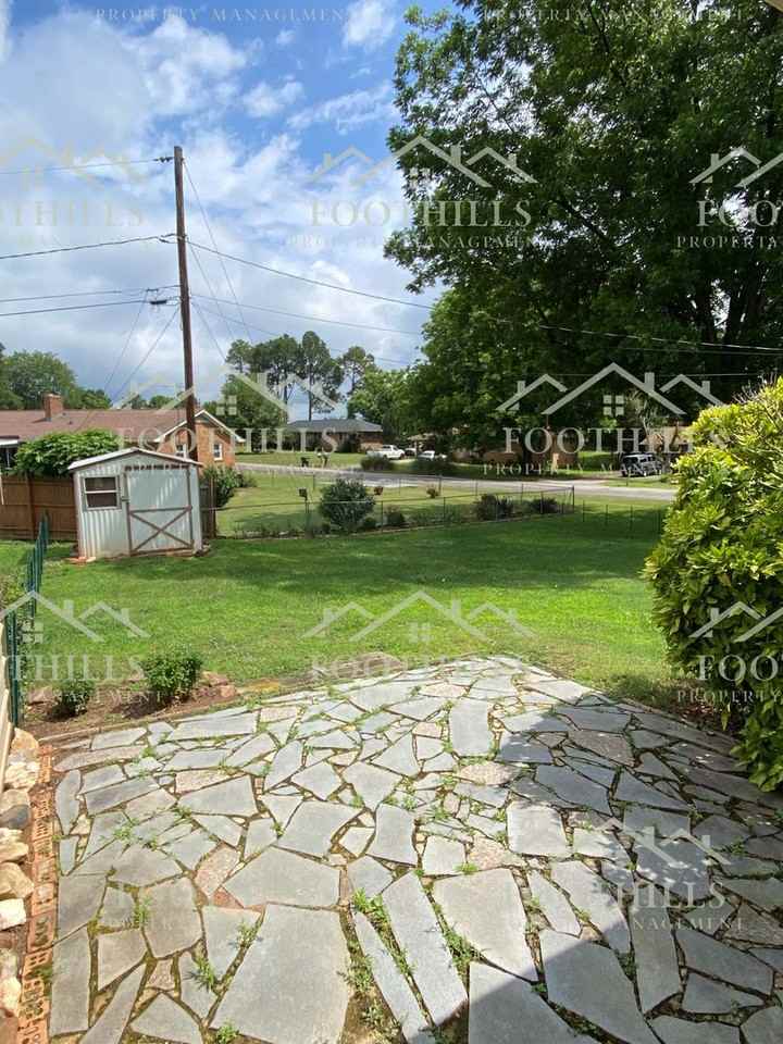 1100 Whitehall Rd - Photo 3 of 20