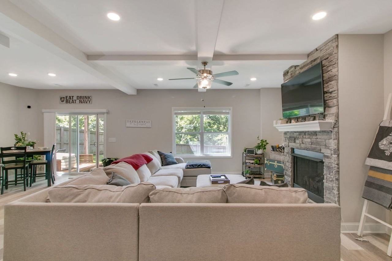 1166 Eagles Nest Ln - Photo 6 of 29