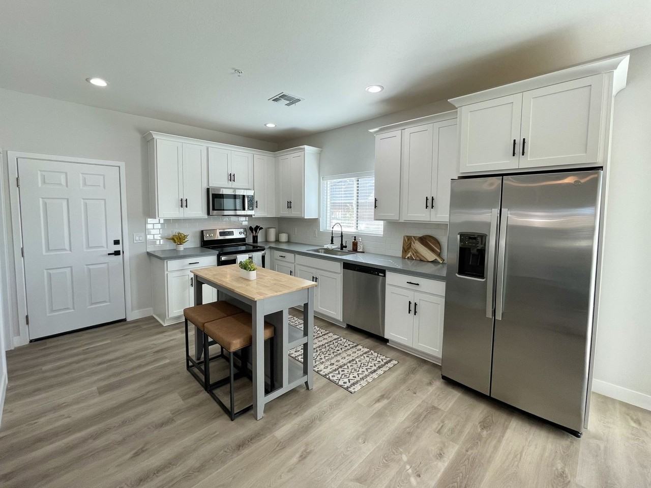 Roma Meadows Townhomes - Photo 3 of 30