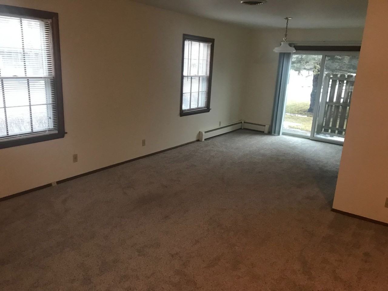 120 20th St - Photo 4 of 17