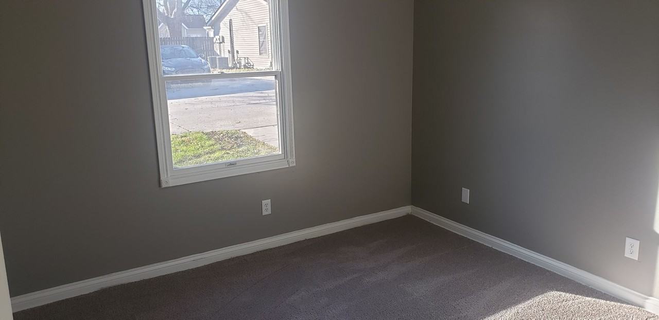 1804 Kraig Dr - Photo 6 of 9