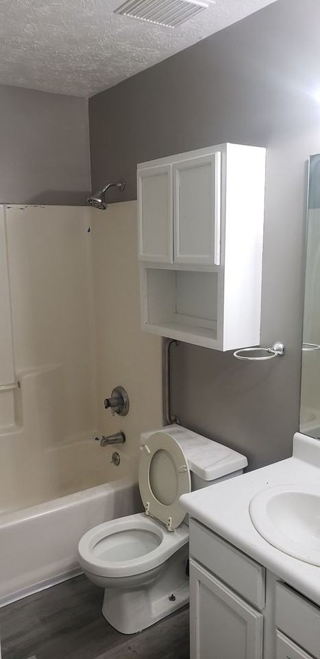 1804 Kraig Dr - Photo 5 of 9
