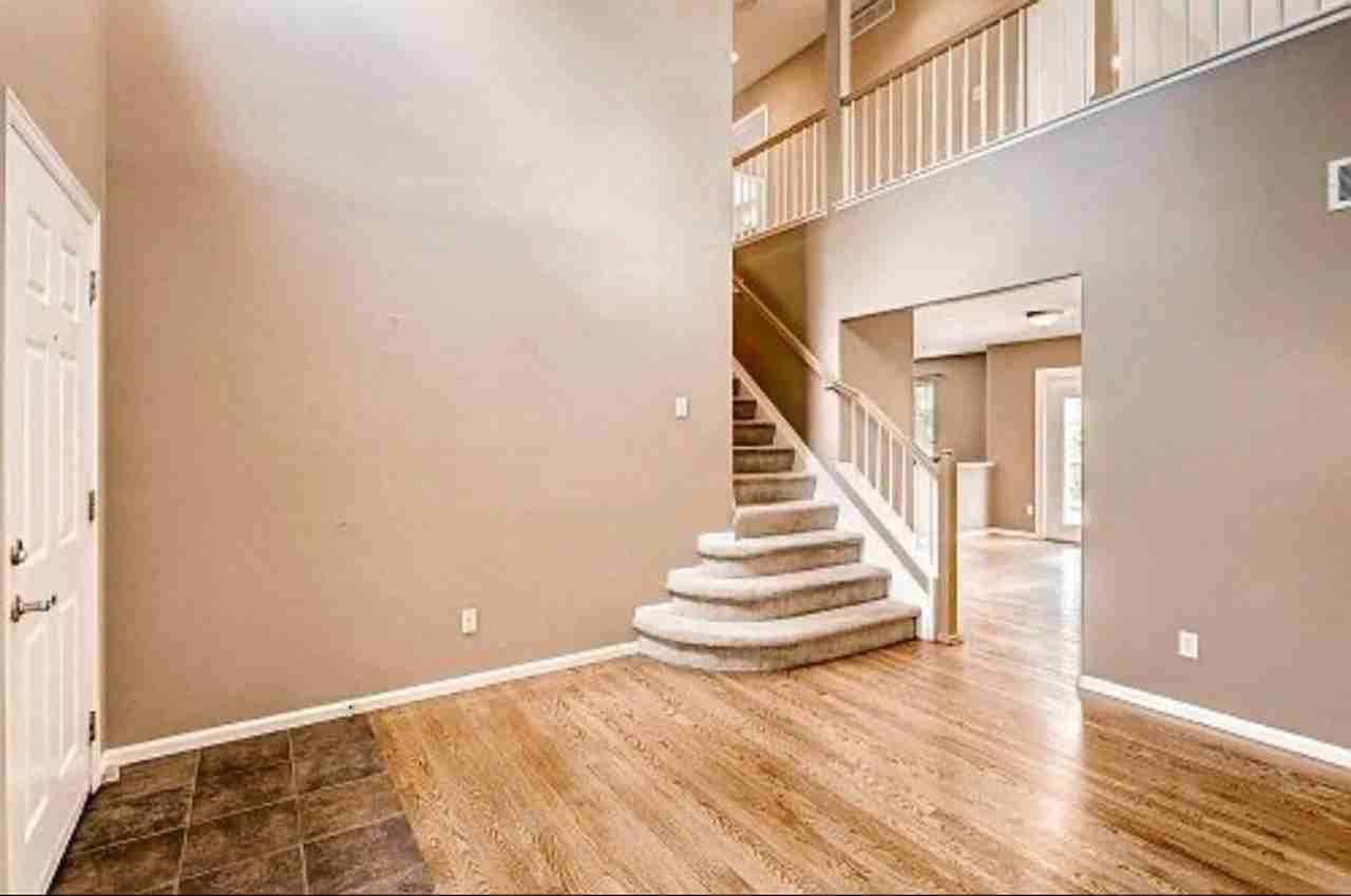 6132 S Yampa St - Photo 3 of 23