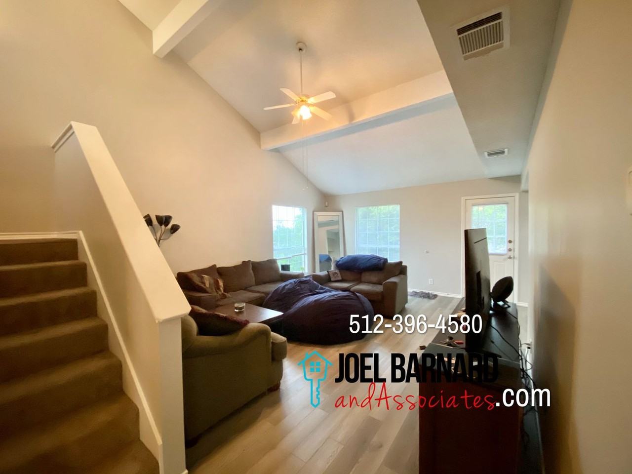 117 Crest Dr - Photo 3 of 17