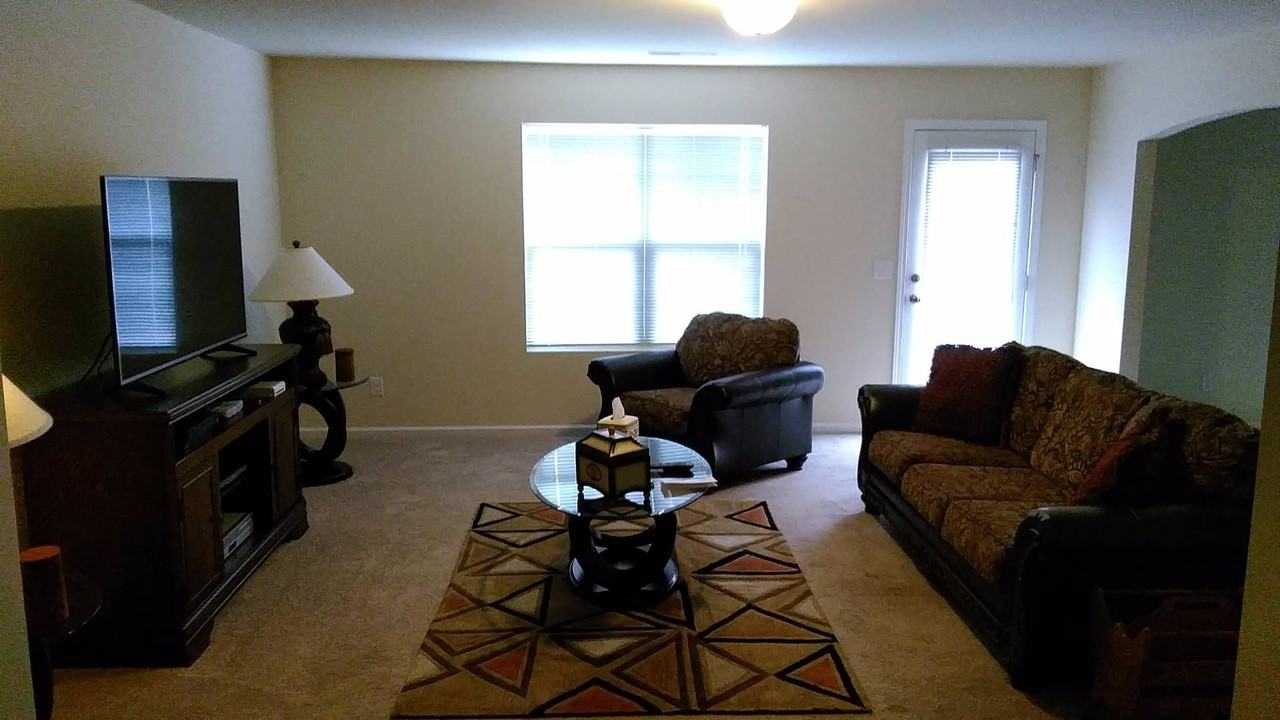 11312 Deer Chase Ln - Photo 4 of 10