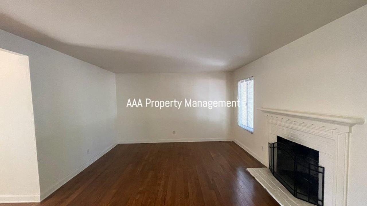 272 Boyd Rd - Photo 2 of 15