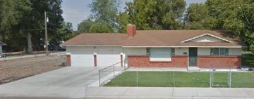 featured image of 324 E Dewey Ave