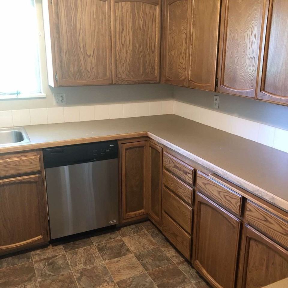324 E Dewey Ave - Photo 7 of 24