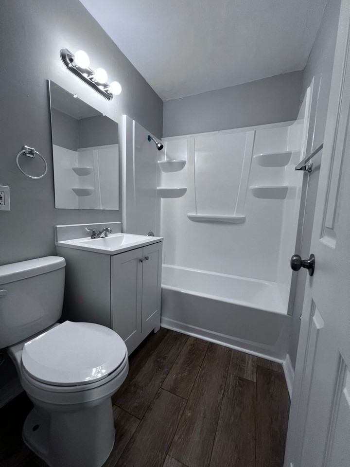 8002 Miramar Ave - Photo 7 of 10