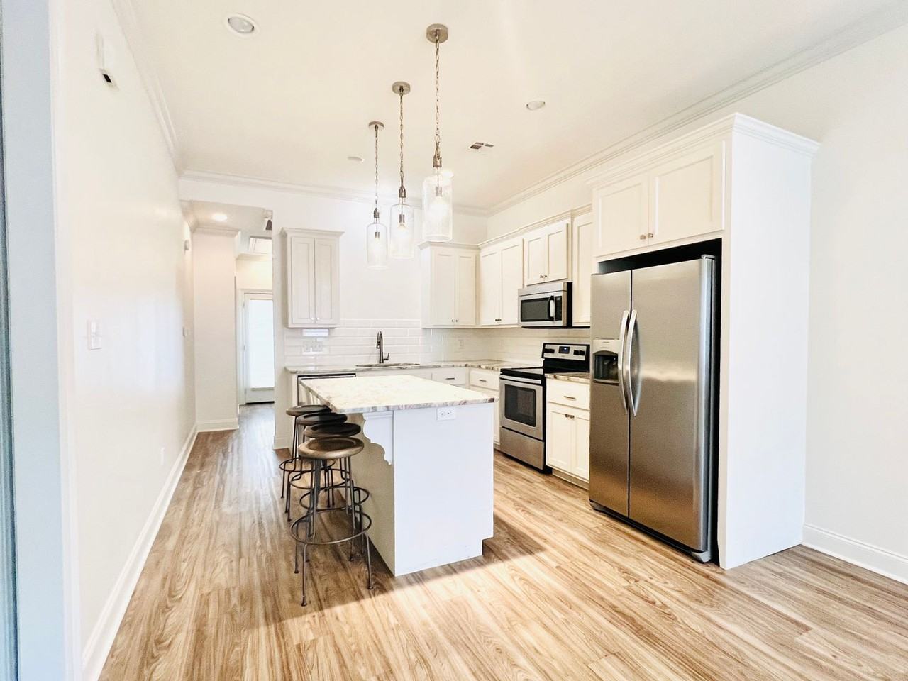 106 Rue Argenteuil - Photo 3 of 14