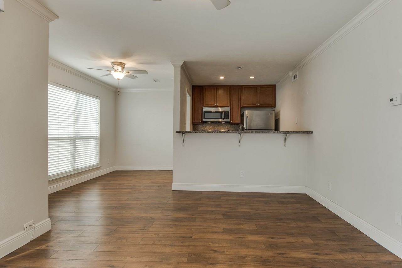 Gilbert 3907 Apts - Photo 7 of 20