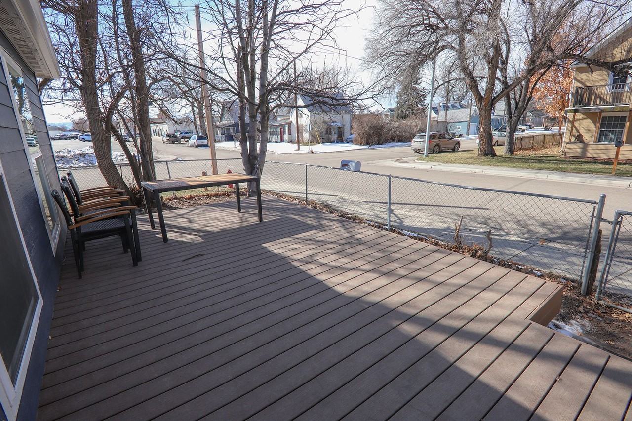 1003 N Gould St - Photo 2 of 14