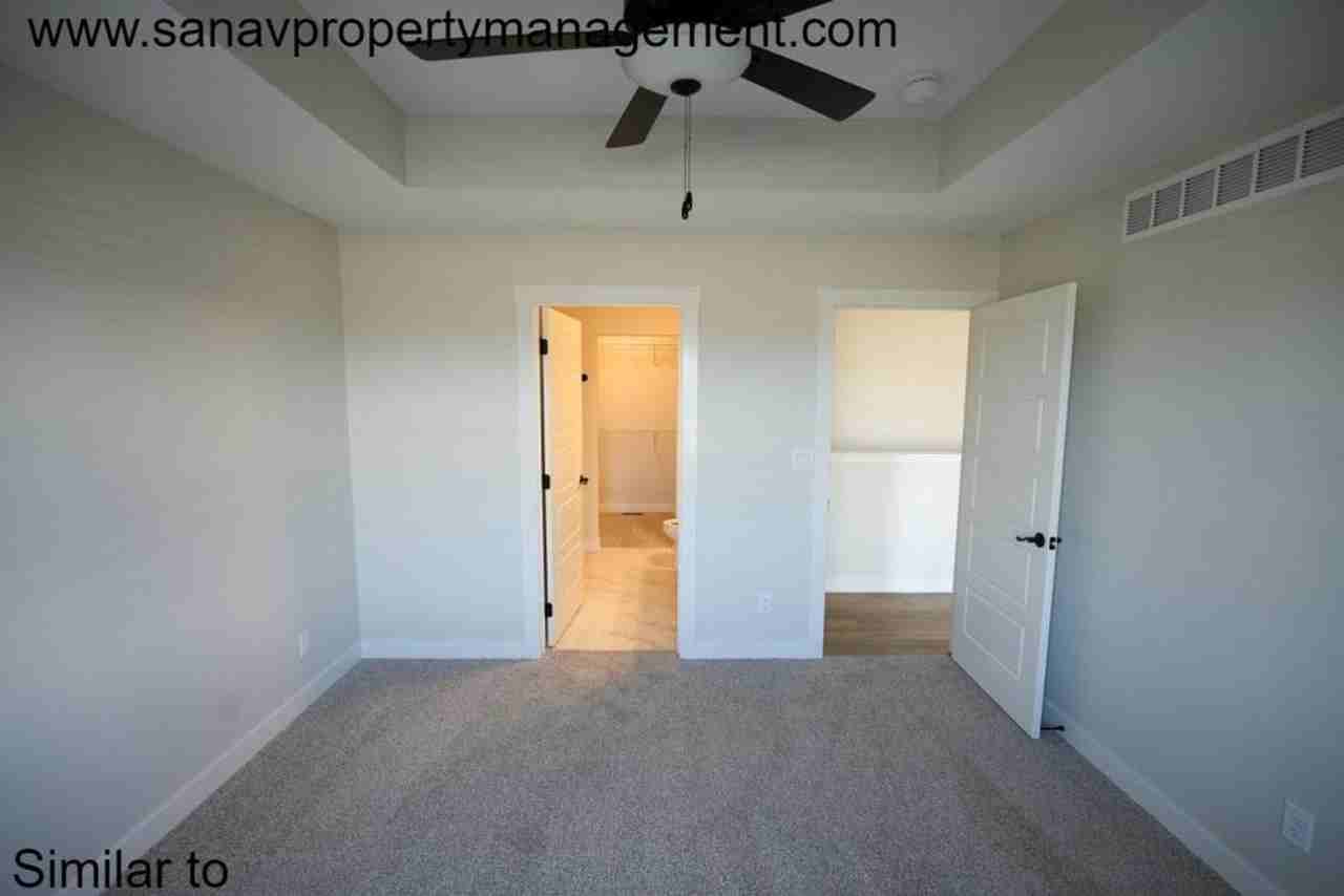 9068 Hayden Dr - Photo 7 of 12