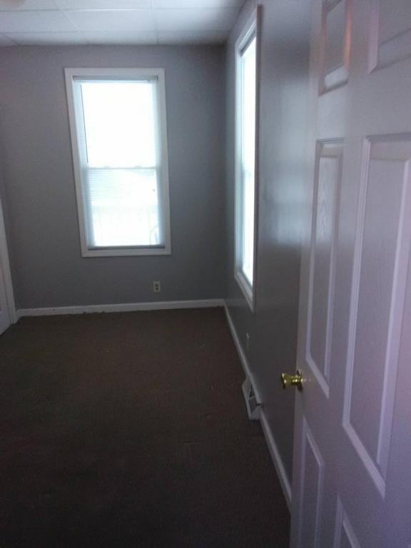 118 3rd St ##Apt - Photo 3 of 14
