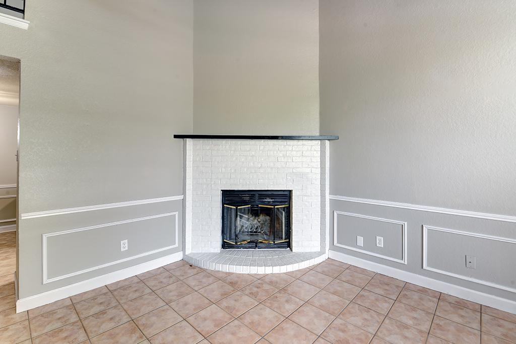 623 Lemon Dr - Photo 6 of 30