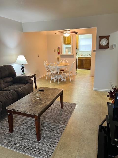 3148 Nw Cache Rd - Photo 4 of 16