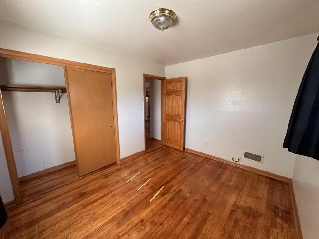 N89W15848 Main St - Photo 5 of 8