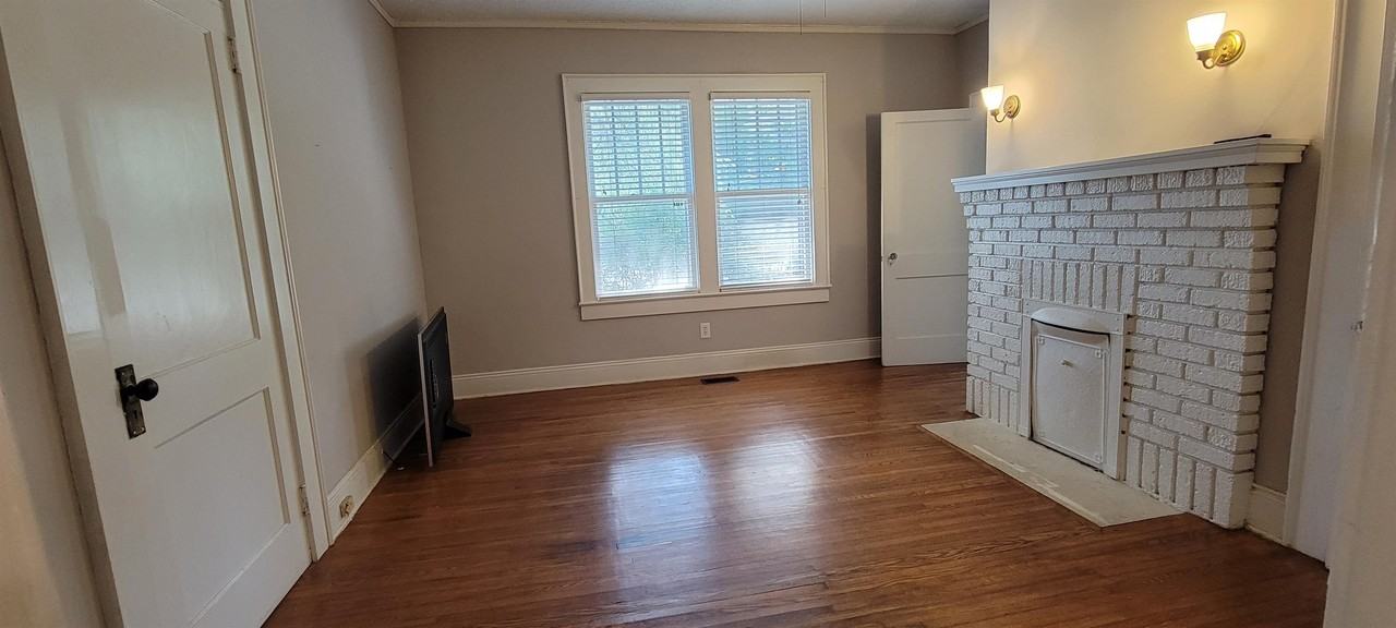 1021 Fallston Rd - Photo 3 of 15