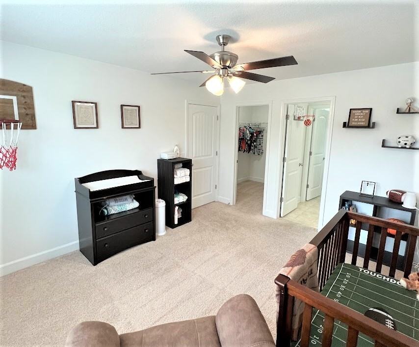 56 Osgood Ln - Photo 4 of 37