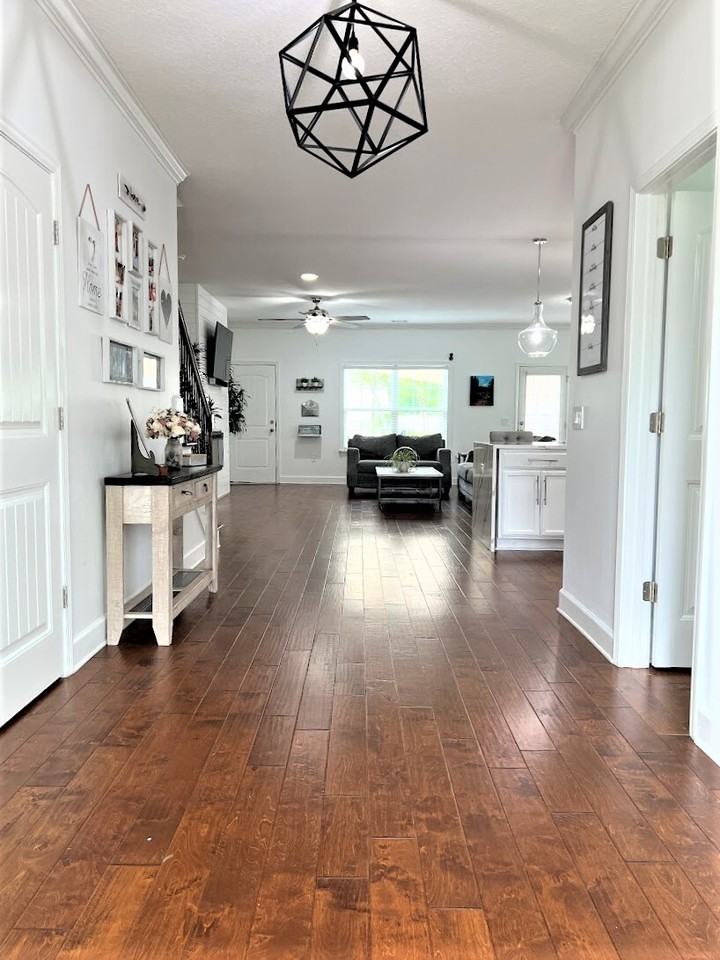 56 Osgood Ln - Photo 5 of 37