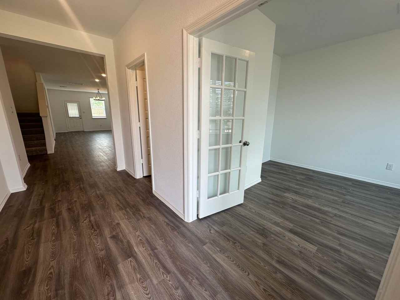 25628 Microstar Way - Photo 3 of 40