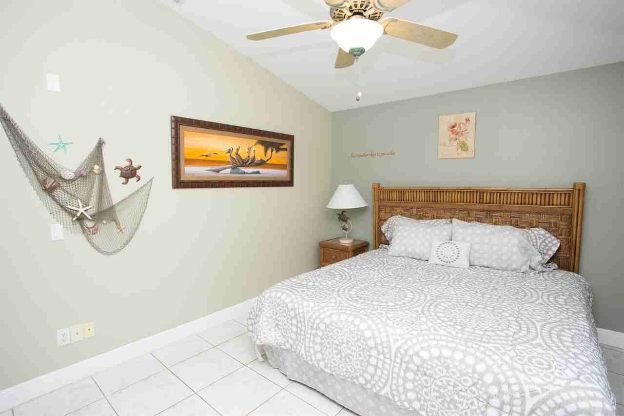 301 Se 1st St - Photo 6 of 50