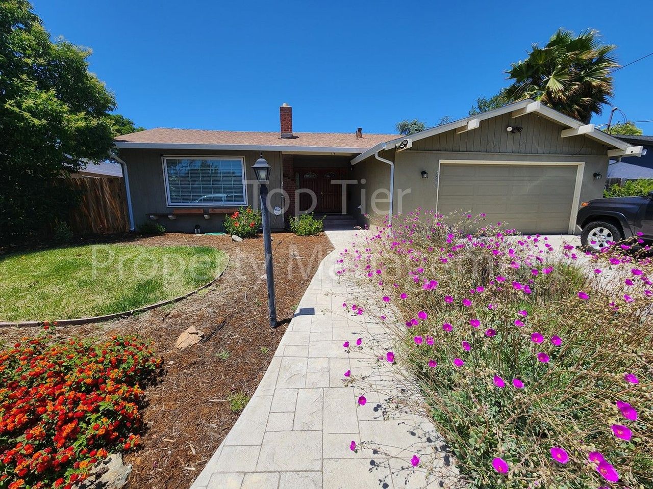 3881 Village Rd - Photo 2 of 18