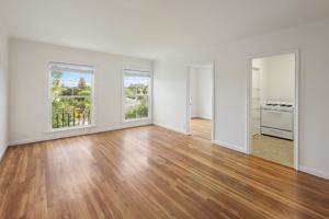 featured image of 1419 Oak Grove Ave