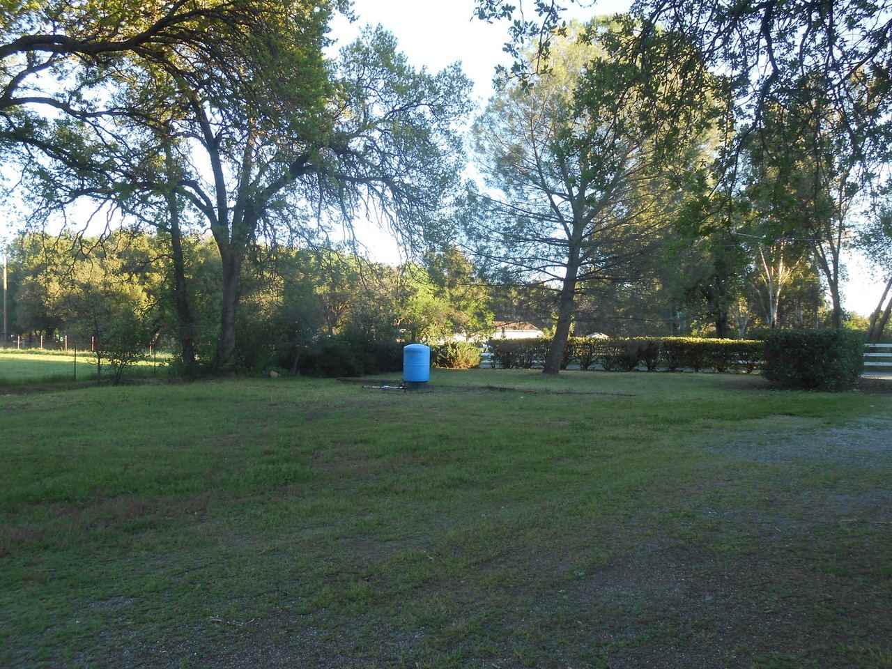 19572 Dovie Ln - Photo 3 of 7