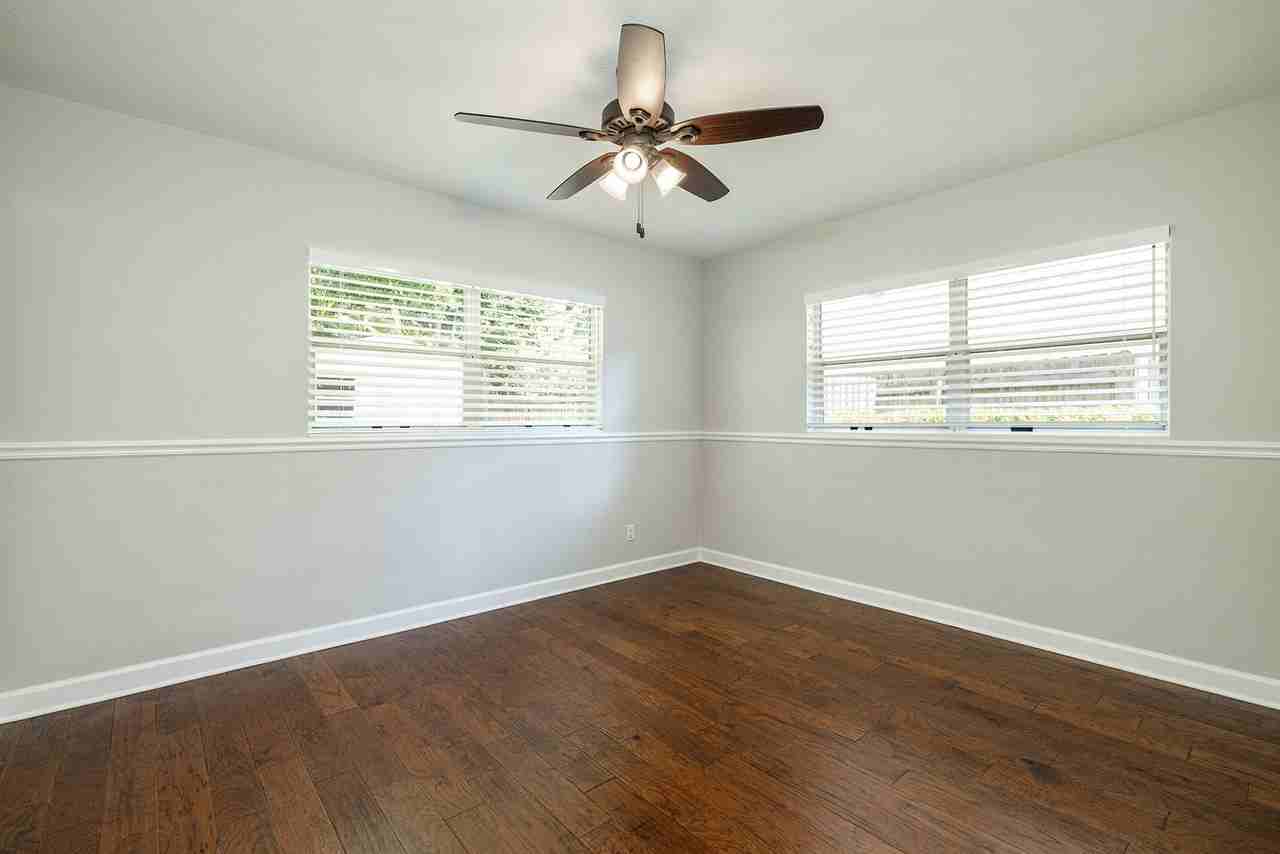 3423 W San Jose St - Photo 2 of 33