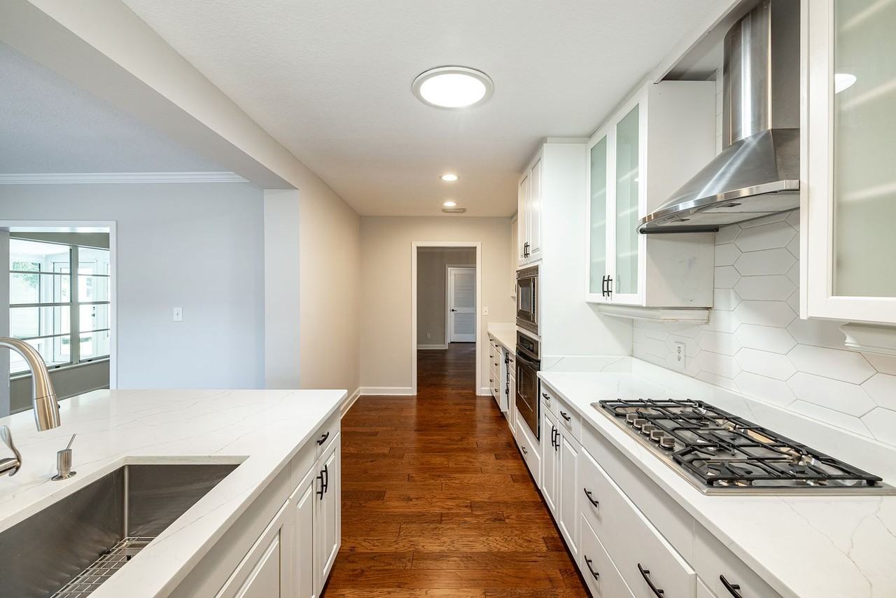 3423 W San Jose St - Photo 5 of 33