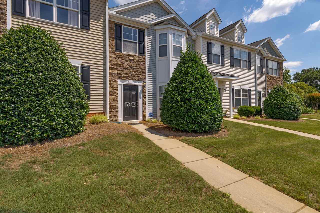 7214 Olmstead Dr - Photo 3 of 22