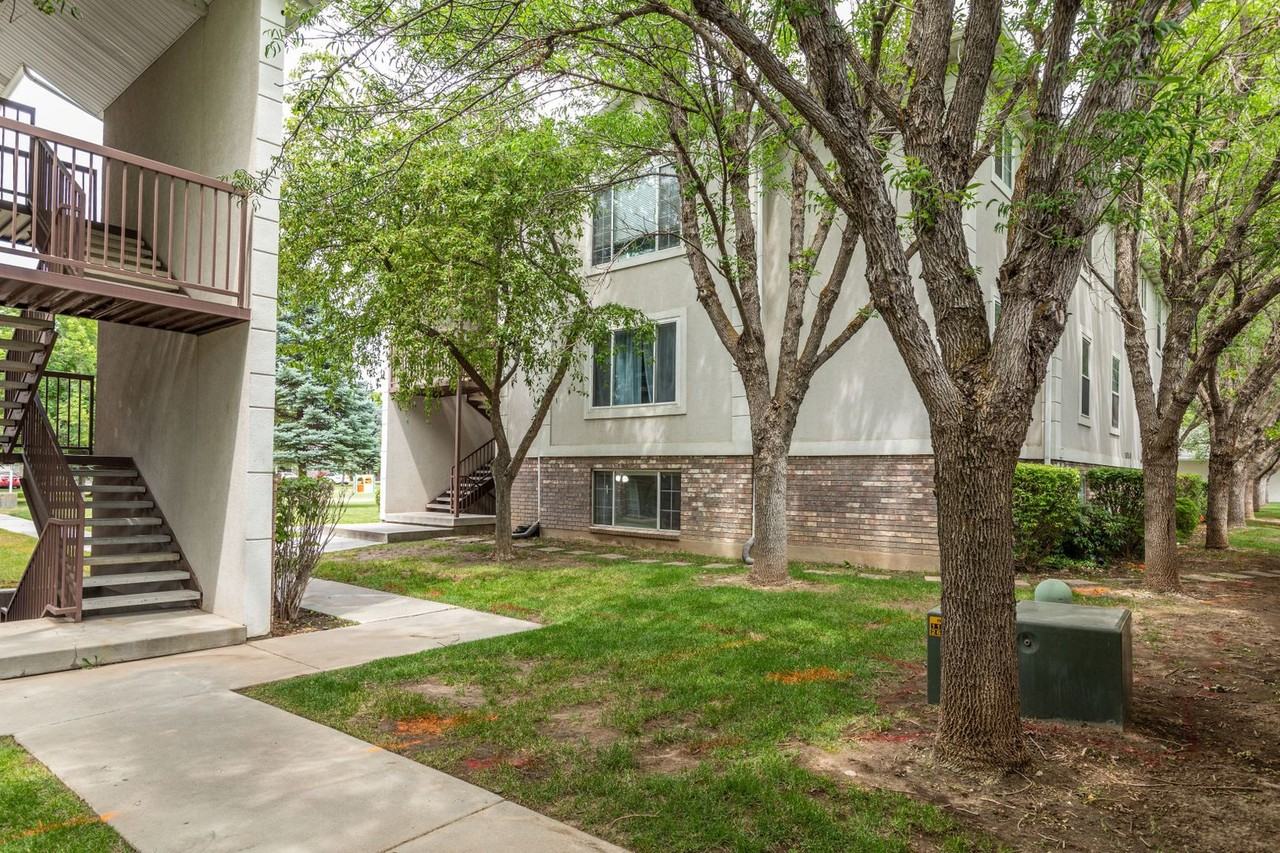 147 E 1575 S - Photo 2 of 18