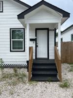 featured image of 2608 Mills St