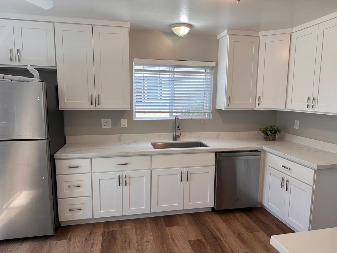 El Zuparko Dr 5859 - Photo 2 of 10