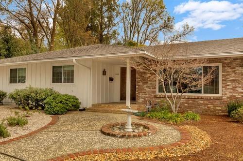 606 Cleveland St - Photo 2 of 28