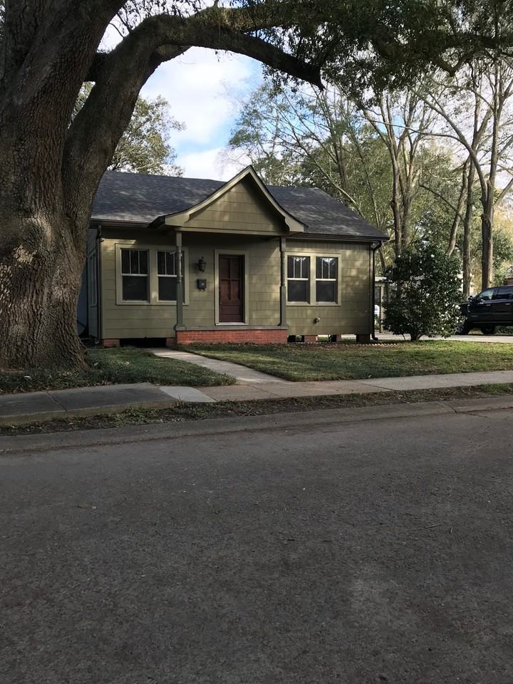 100 Adrienne St - Photo 3 of 21