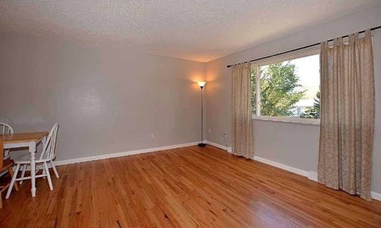 325 N Roosevelt Ave - Photo 4 of 31
