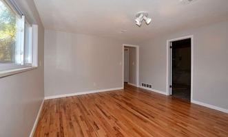 featured image of 325 N Roosevelt Ave