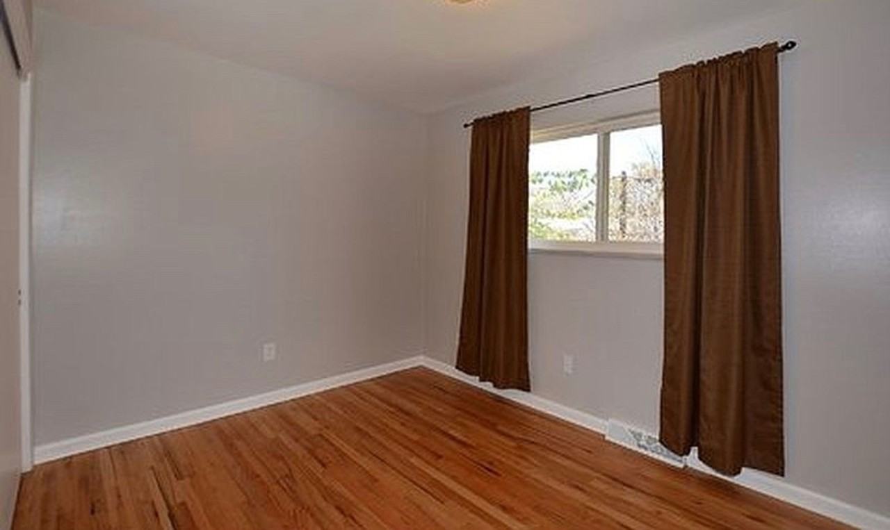 325 N Roosevelt Ave - Photo 3 of 31